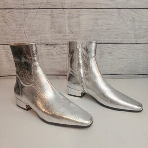 Steve Madden 6.5 Dusty Silver Crinkle Leather Snip Toe Ankle Bootie *Scuff NWOB